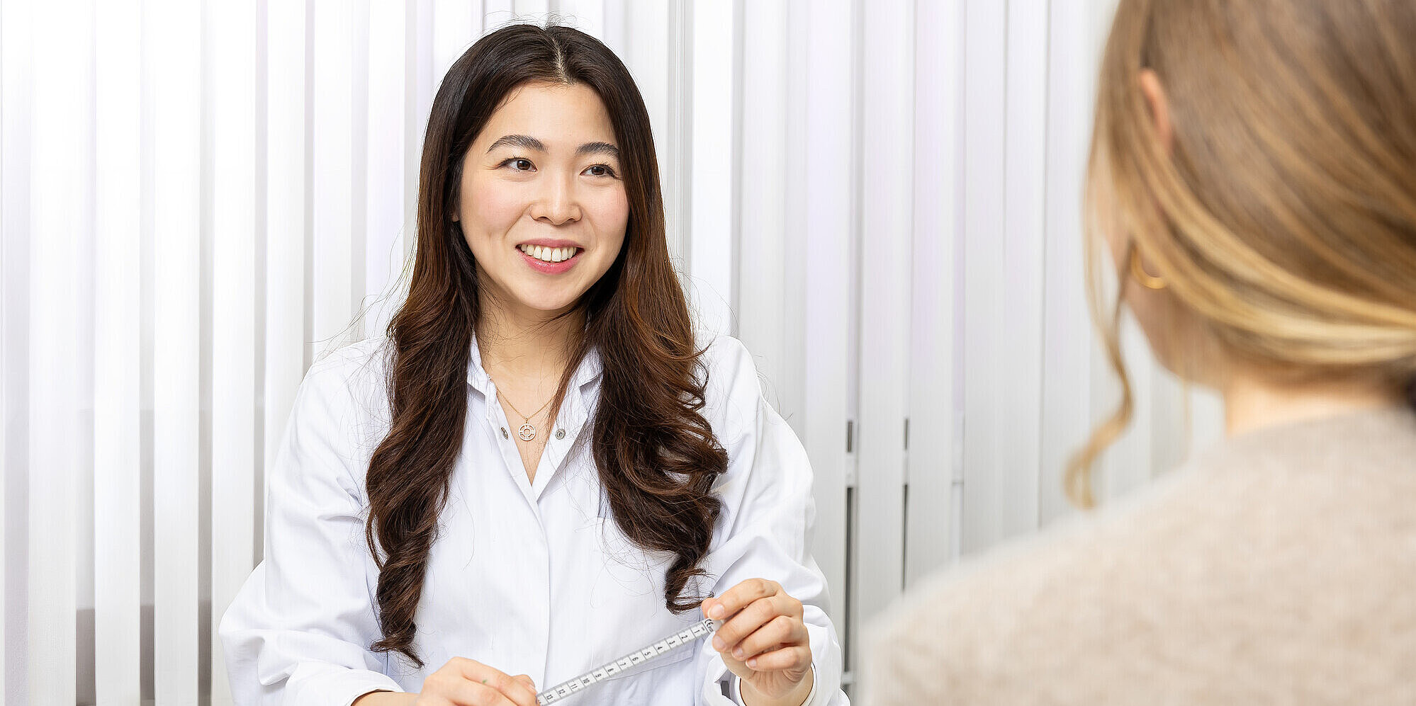 Beratungsgespräch mit Ärztin und Patientin