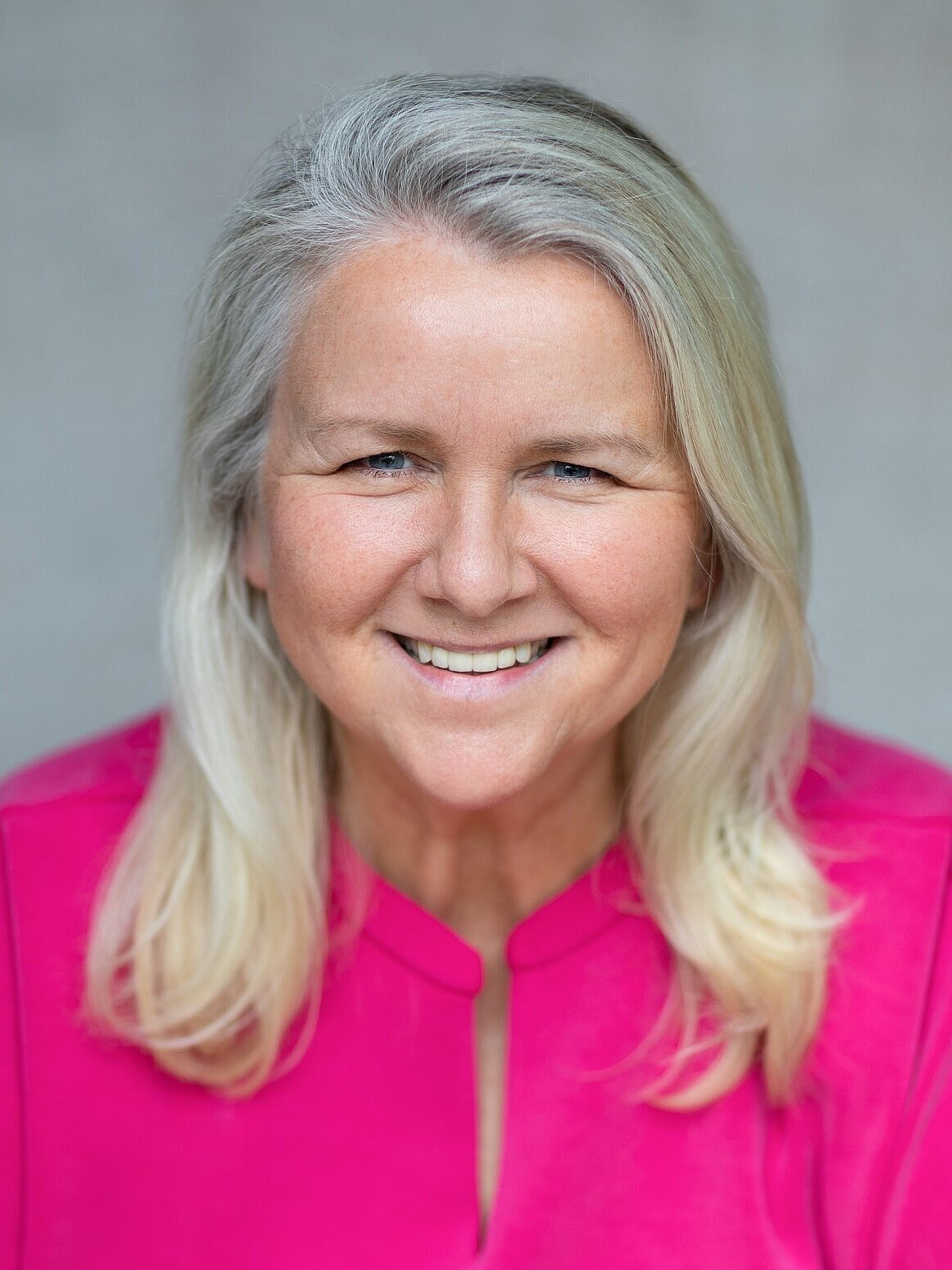 Portrait Bianka Grau