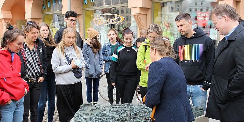 Gruppenfoto der Teilnehmenden in der Stadt Wittenberg