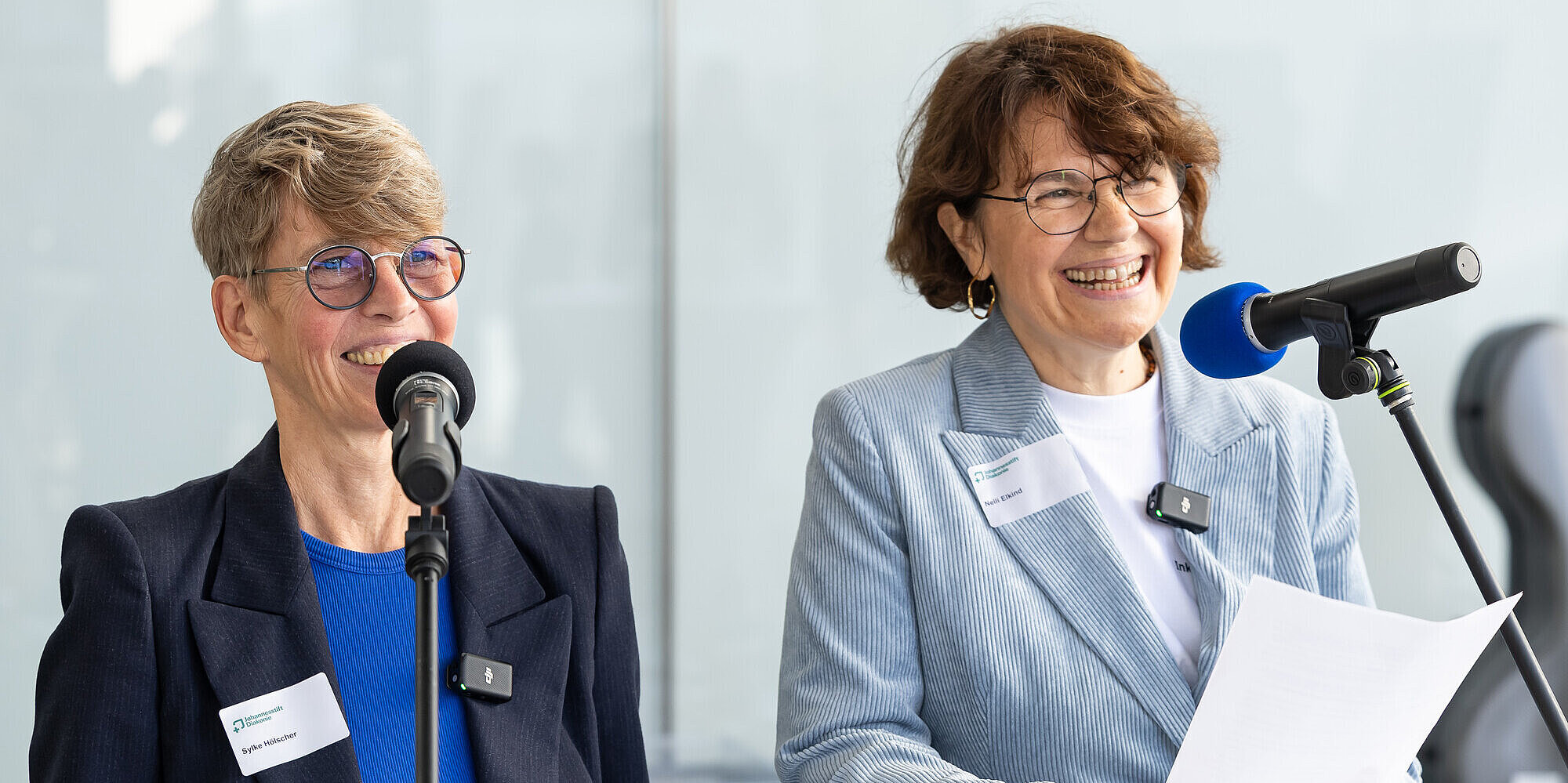 Inklusiv, genussvoll, divers: Bistro Marie eröffnet Sylke Hölscher, Geschäftsführung Johannesstift Diakonie Proclusio Services und Nelli Elkind, Geschäftsbereichsleitung Proclusio Services