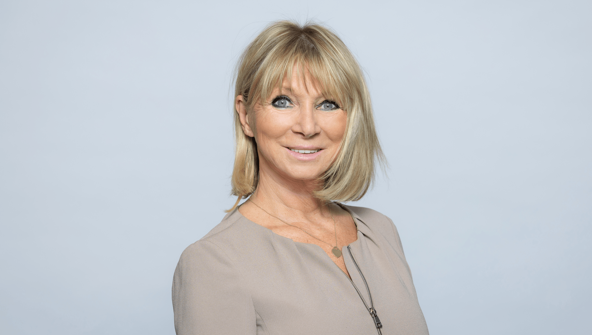 Über die Moderatorin Martina Conradt Martina Conradt, Podcast Host von „Warum ich? Der andere Gesundheitspodcast“