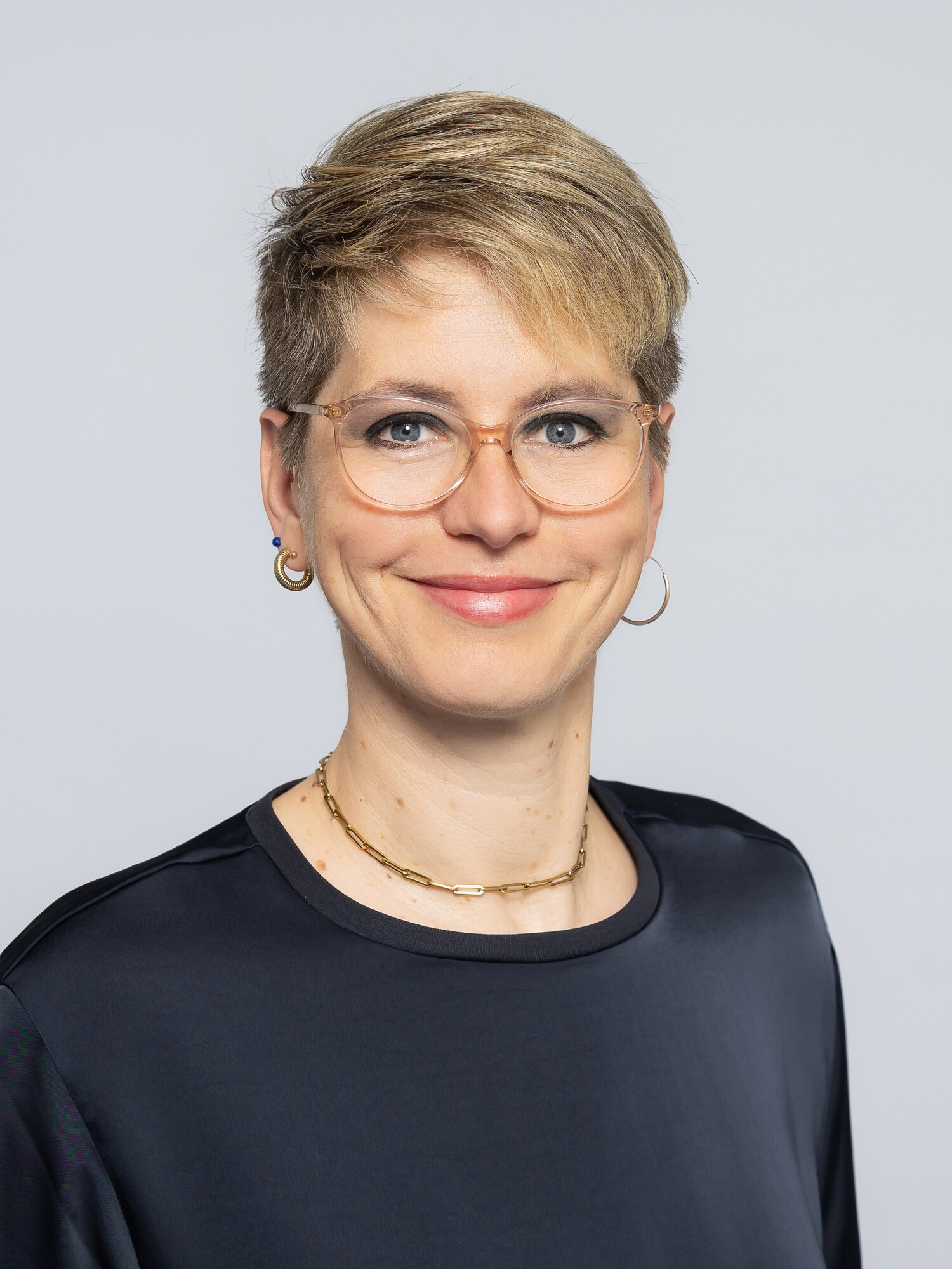 Porträt Franka Rother – Lehrerin Gesundheitsfachschule Berlin