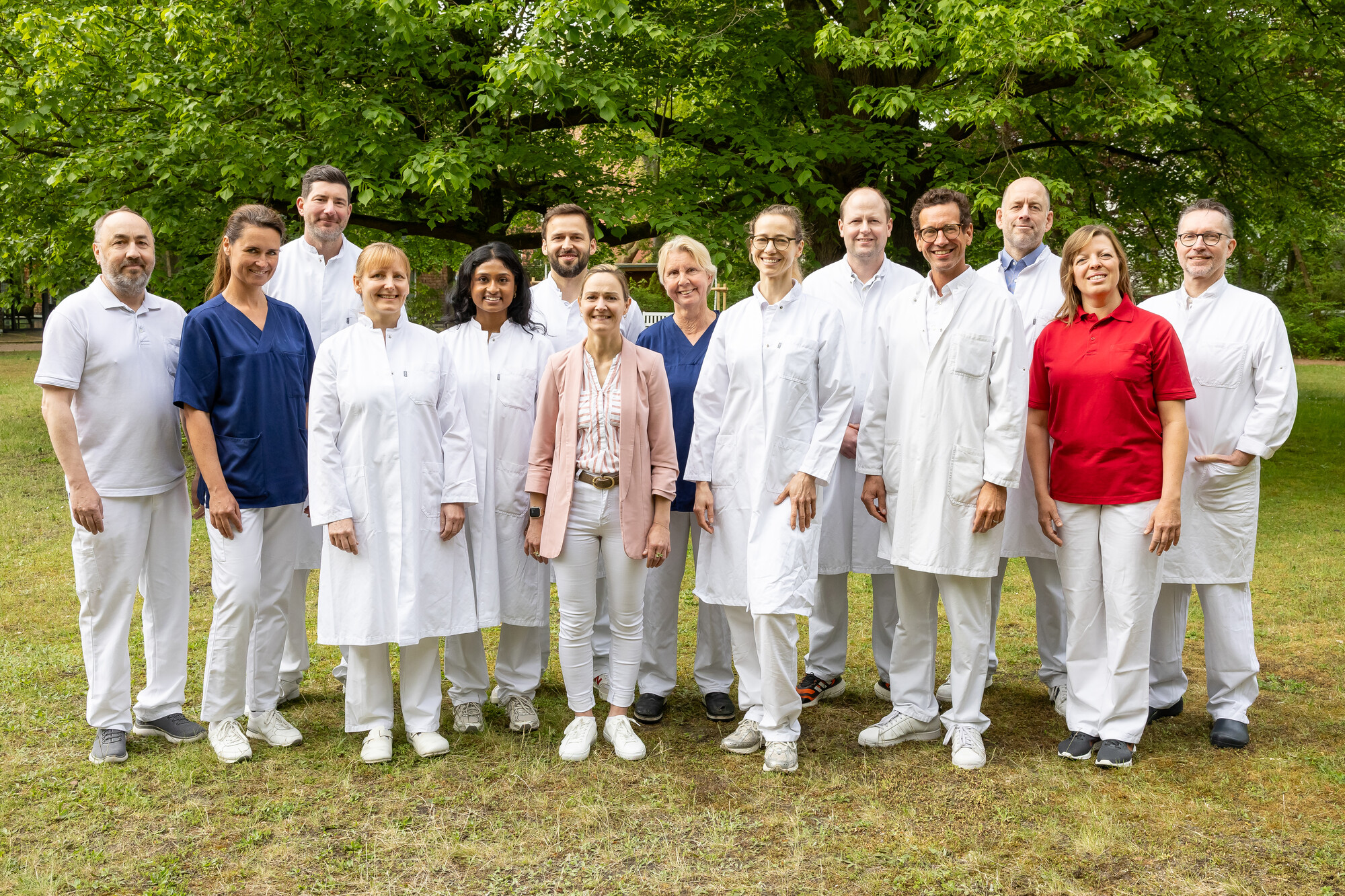Das Team der Klinik für Orthopädie/Unfallchirurgie und Sportmedizin ist für Sie da. Veranstaltungsteam der Orthopädie und Unfallchirurgie für das Event zum Thema "Das Schädel-Hirn-Trauma"