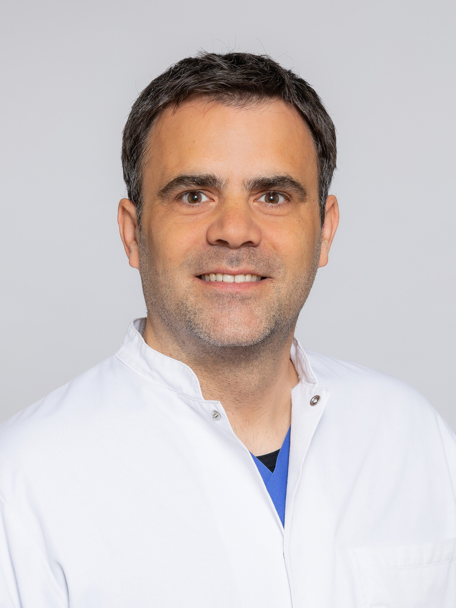 Dr. med. Dominik Krüger Porträt Dr. med. Dominik Krüger
