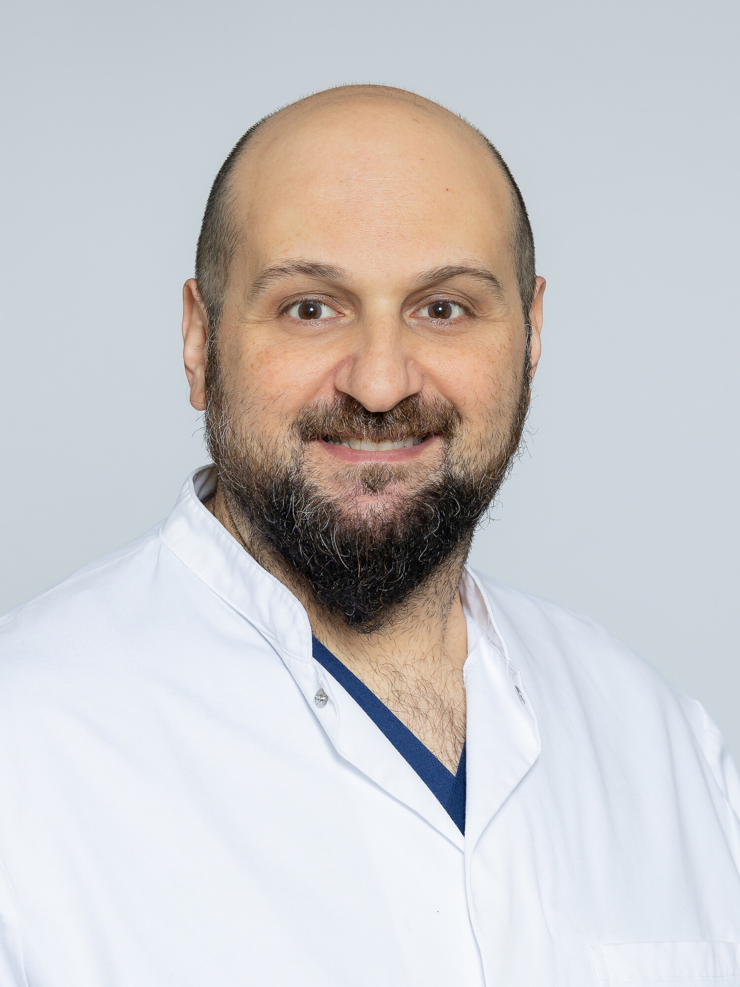 Porträt Dr. med. Roberto Sciolan